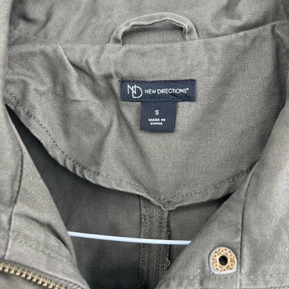 Army Green Fall Zip Up Jacket - Picture 5 of 8